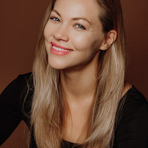 Лана Бражник
